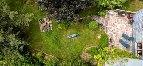 jardin paysagé avec différents espaces