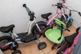 vélos pour enfants au gîte de la retorderie